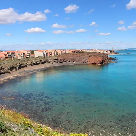 Superbe T2 Avec Piscine, Parking, Animaux Admis A 30m De La - Fr-1-607-94 * Agde